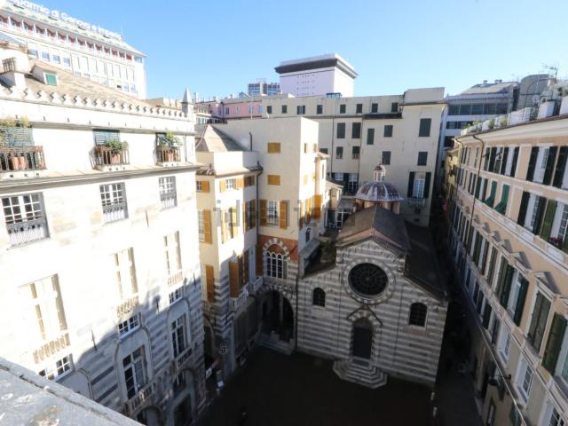 Appartamento in affitto a Centro Est, Serra Riccò