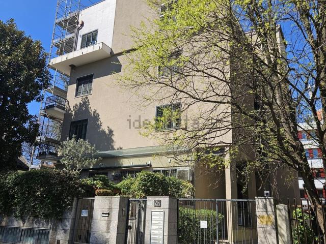 Appartamento in affitto a Municipio 2, Milano
