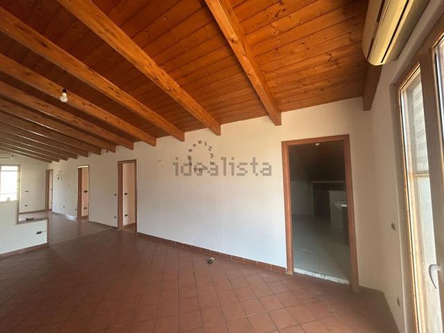 Attico in affitto a Quarto, Campania