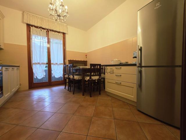 Appartamento in affitto a Crocetta, Parma