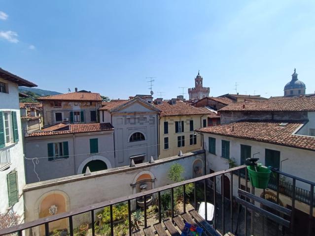 Appartamento in affitto a Zona Centro, Brescia