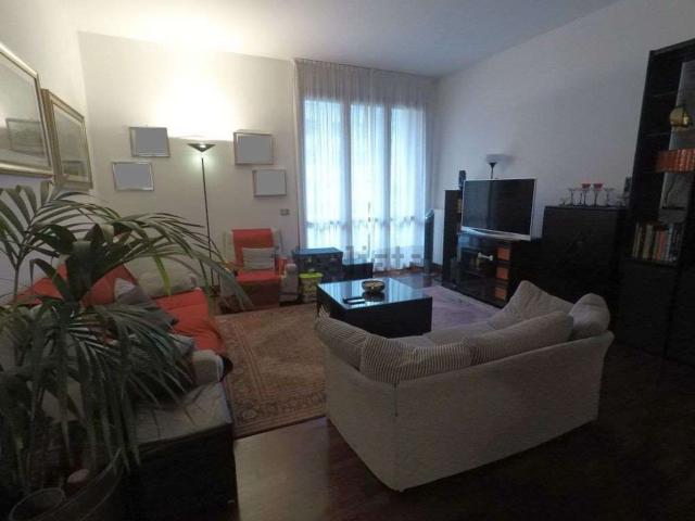 Appartamento in affitto a Cantun Sciatin, Bollate