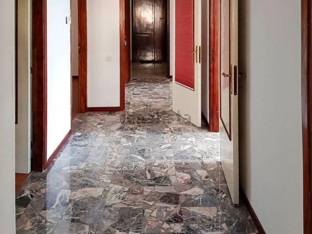 Appartamento in affitto a Santa Croce, Marche