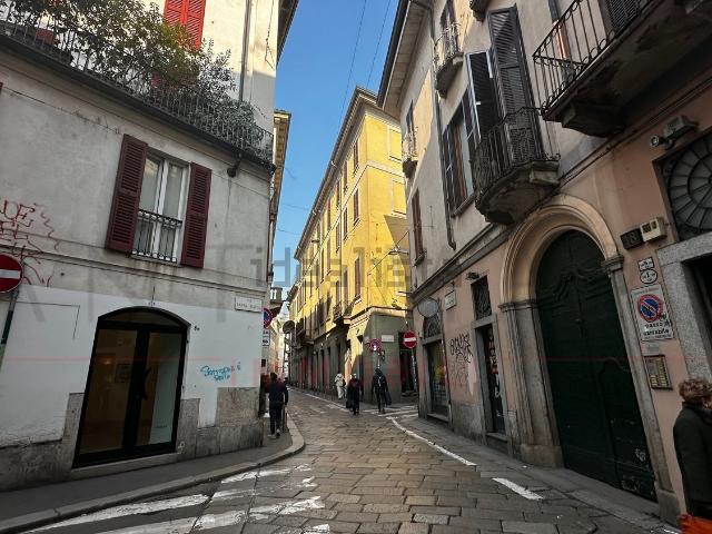 Attico in affitto a Municipio 1, Milano