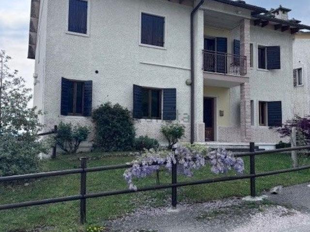 Appartamento in affitto a Sant'anna D'alfaedo, Veneto