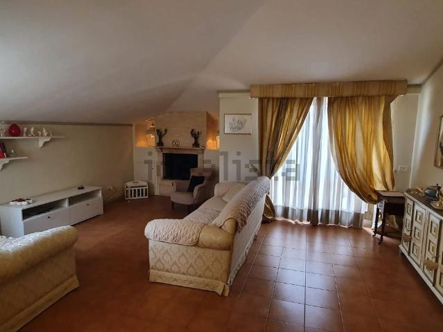 Appartamento in affitto a Santa Lucia, Bastia Umbra