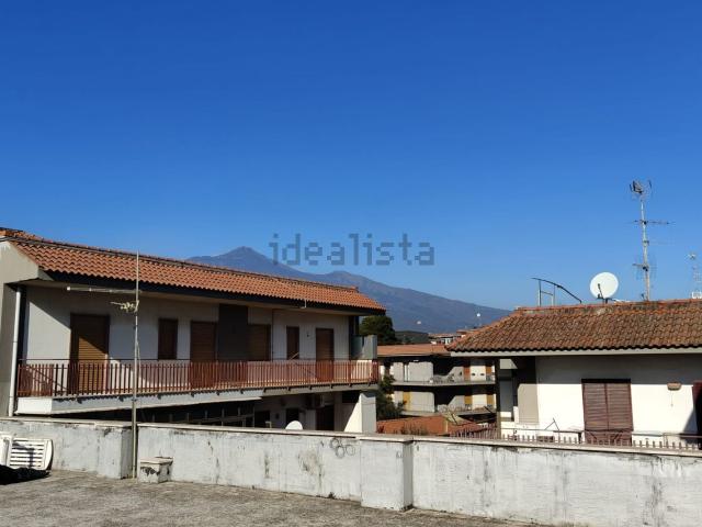 Attico in affitto a Aci Sant'antonio, Sicilia