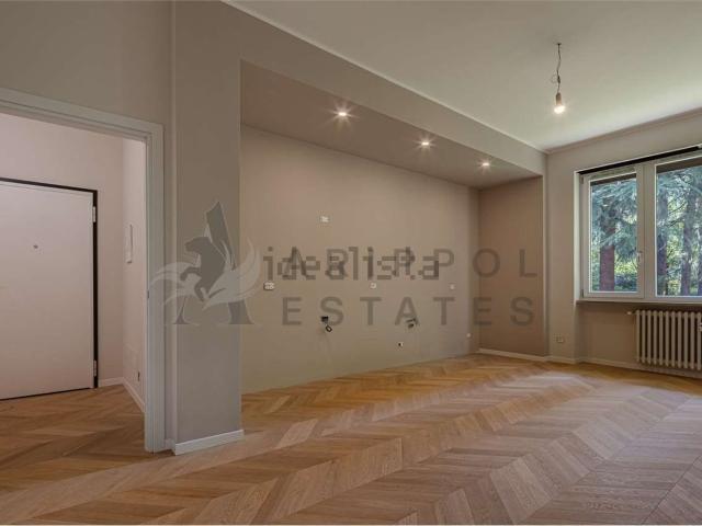 Appartamento in affitto a Municipio 1, Milano