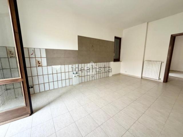 Appartamento in affitto a Rotondi, Campania