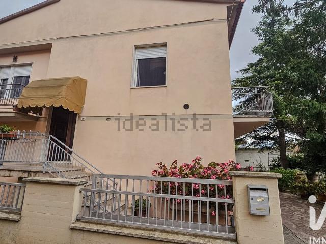 Appartamento in affitto a Spello, Umbria