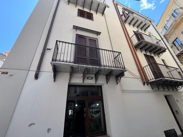 Appartamento in affitto a I Circoscrizione, Palermo