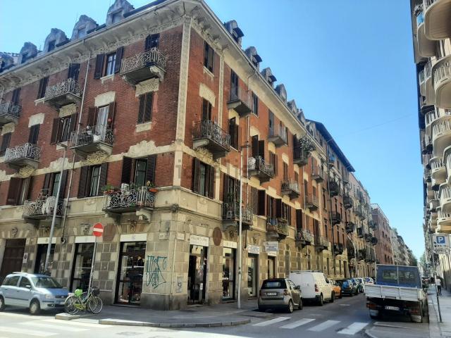 Appartamento in affitto a Circoscrizione 8, Piemonte