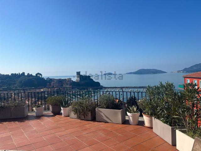 Attico in affitto a Barcola, Lerici
