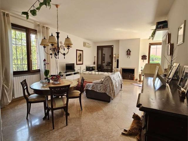 Appartamento in affitto a Buon Pastore-Sant'Agnese-San Damaso, Modena