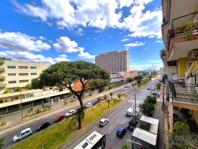 Appartamento in affitto a Municipalità 10, Campania