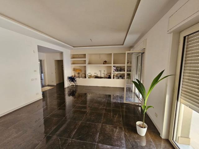 Appartamento in affitto a Giarre, Sicilia