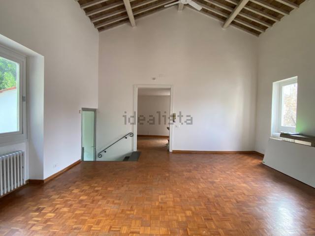 Appartamento in affitto a Quartiere 3, Firenze
