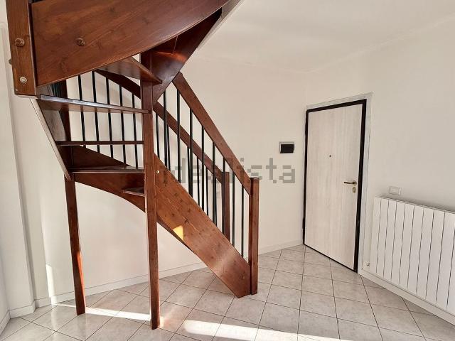 Appartamento in affitto a Bornasco, Lombardia