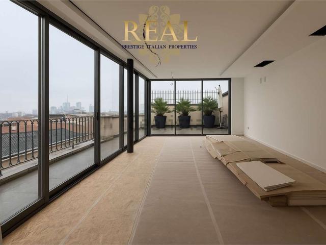 Attico in affitto a Municipio 1, Milano