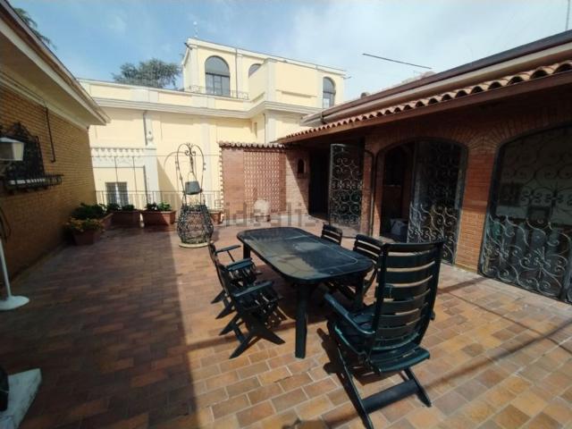 Attico in affitto a Unione dei comuni Valli del Reno, Lavino e Samoggia, Casalecchio Di Reno