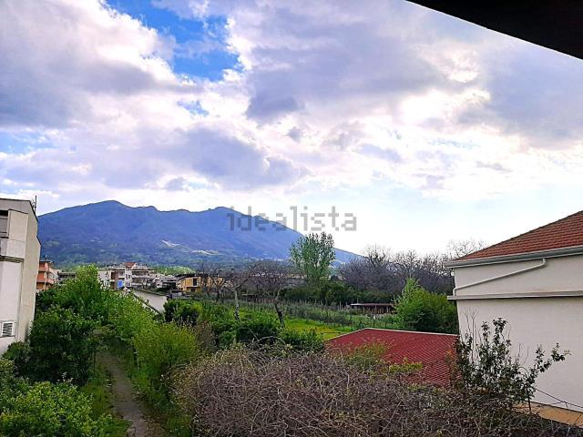 Attico in affitto a Santa Maria di Costantinopoli, Somma Vesuviana