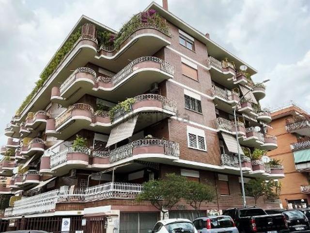 Appartamento in affitto a Municipio Roma III, Roma Capitale