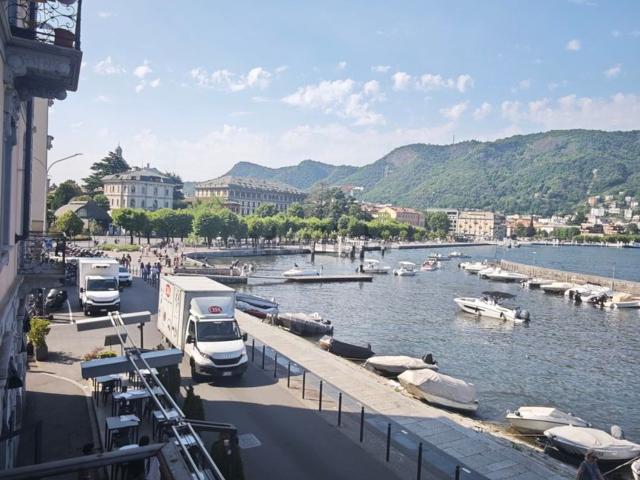 Appartamento in affitto a Viale Geno, Como