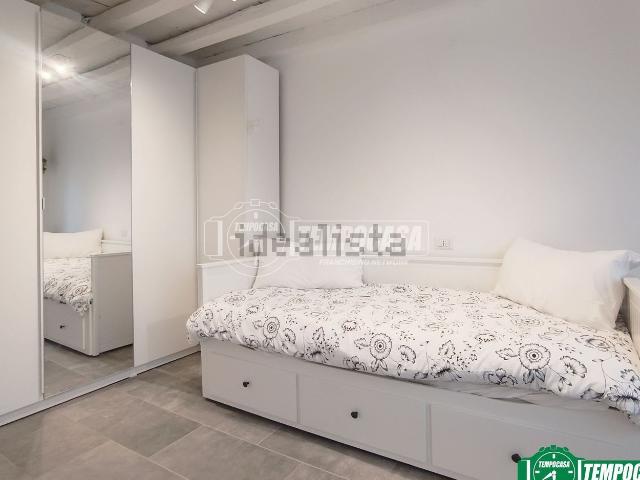 Appartamento in affitto a Municipio 1, Milano