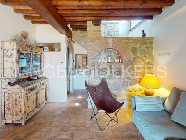 Appartamento in affitto a Asciano, Toscana
