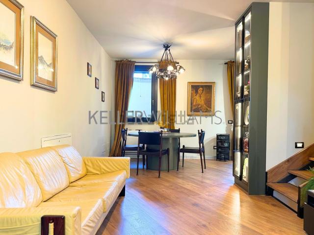 Appartamento in affitto a Municipio 9, Milano