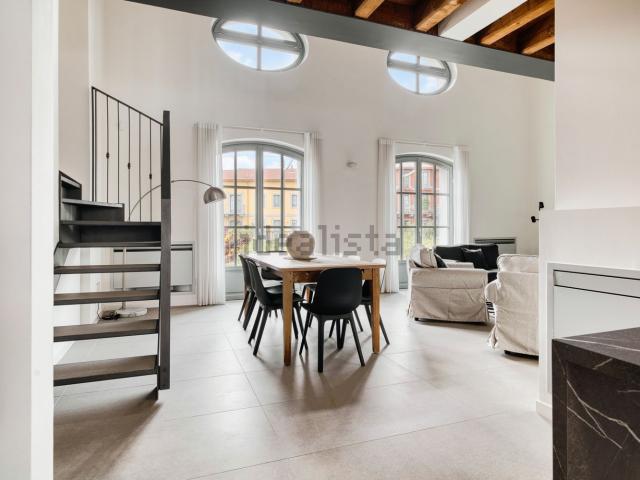 Appartamento in affitto a Municipio 6, Milano