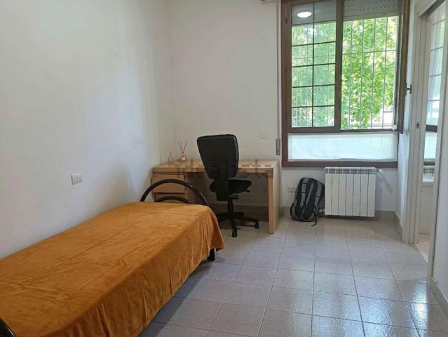 Appartamento in affitto a Municipio 6, Milano
