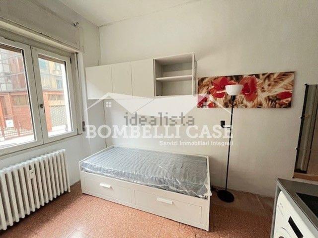Appartamento in affitto a Municipio 8 di Milano, Milano