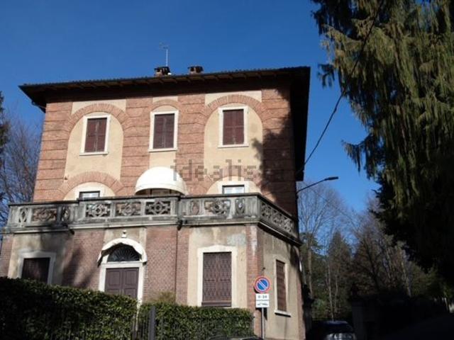 Appartamento in affitto a Biumo Superiore, Varese