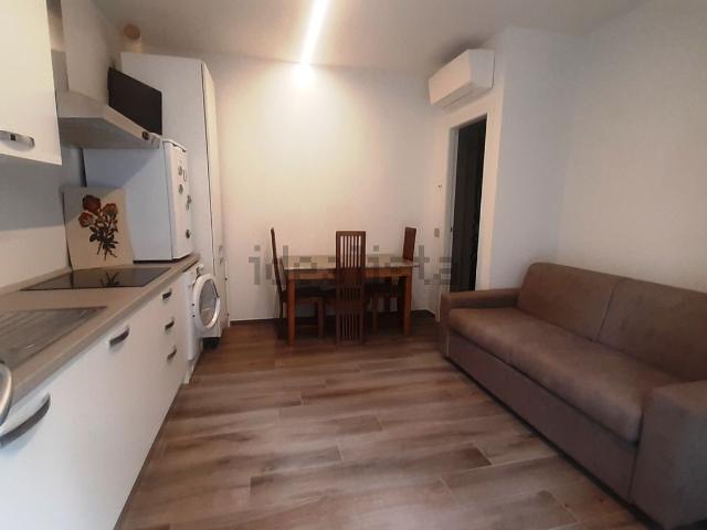 Appartamento in affitto a Centro, Marche