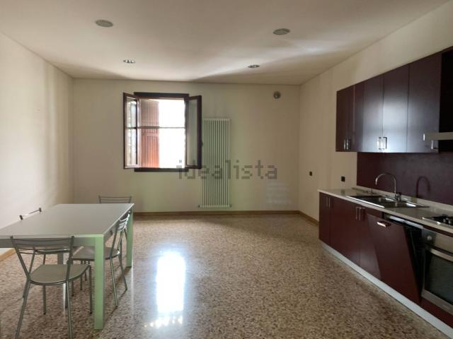 Appartamento in affitto a Longare, Veneto