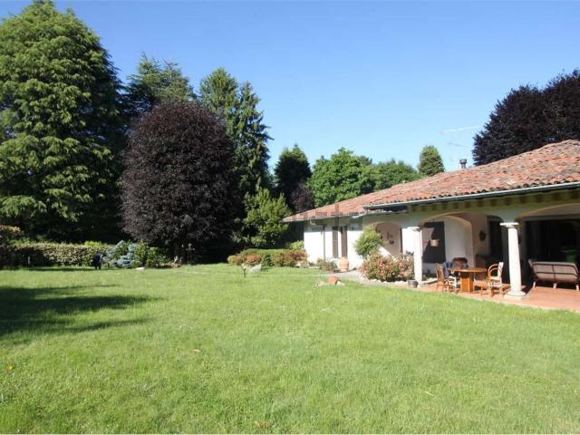 Appartamento in affitto a Cantù, Lombardia