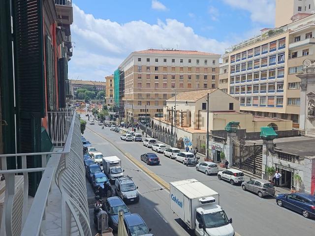 Appartamento in affitto a Municipalità 2, Campania