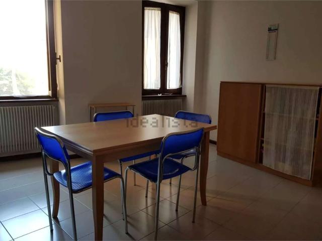 Appartamento in affitto a Territorio Val d'Adige, Trento