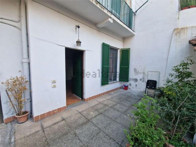 Appartamento in affitto a Borgovico, Como