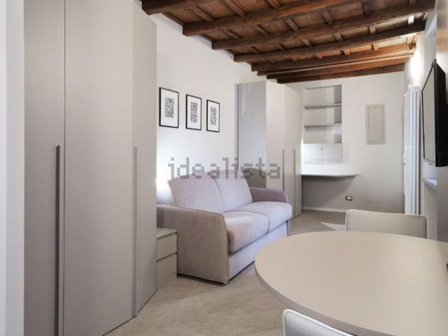 Appartamento in affitto a Municipio 1, Milano