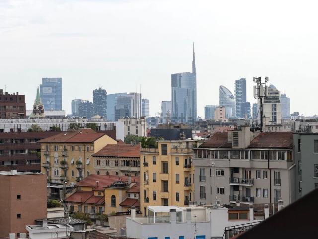 Appartamento in affitto a Municipio 8 di Milano, Milano