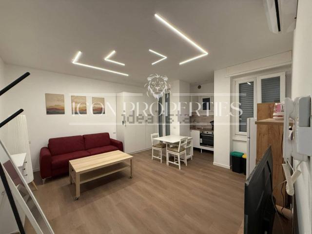 Appartamento in affitto a Municipio 6, Milano