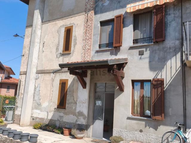 Appartamento in affitto a Misinto, Lombardia