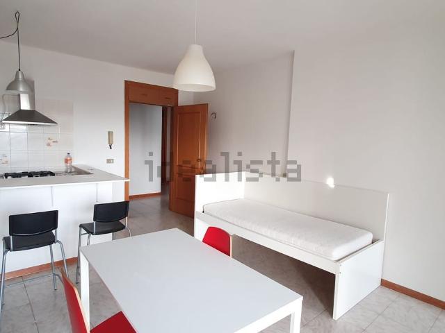 Appartamento in affitto a Quartiere Trento e Trieste, Lanciano