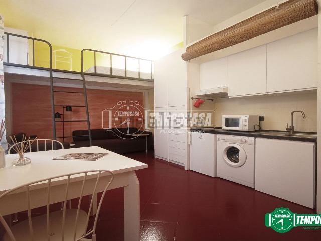 Appartamento in affitto a Municipio 1, Milano