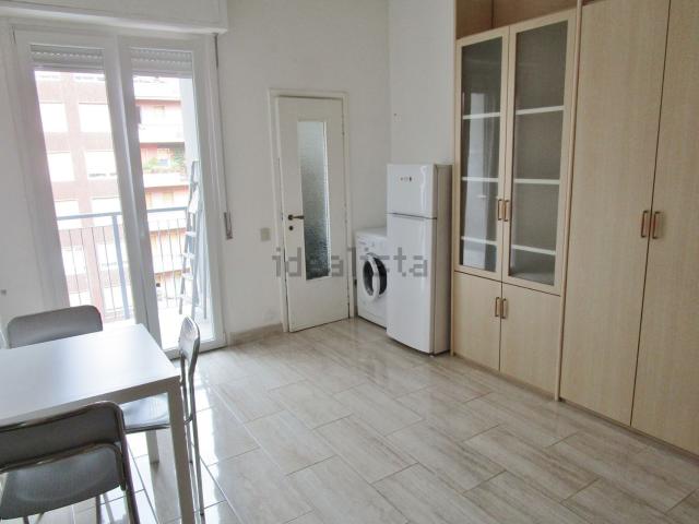 Appartamento in affitto a Municipio 5, Milano