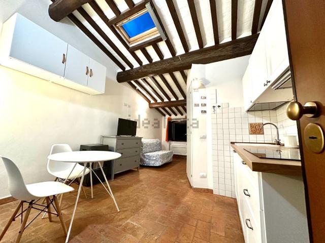 Appartamento in affitto a Buti, Toscana