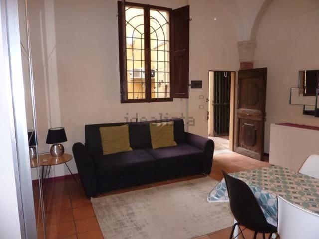Appartamento in affitto a Santo Stefano, Bologna