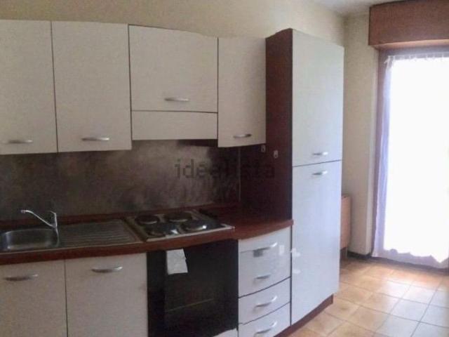 Appartamento in affitto a San Giorgio al Lambro, Biassono